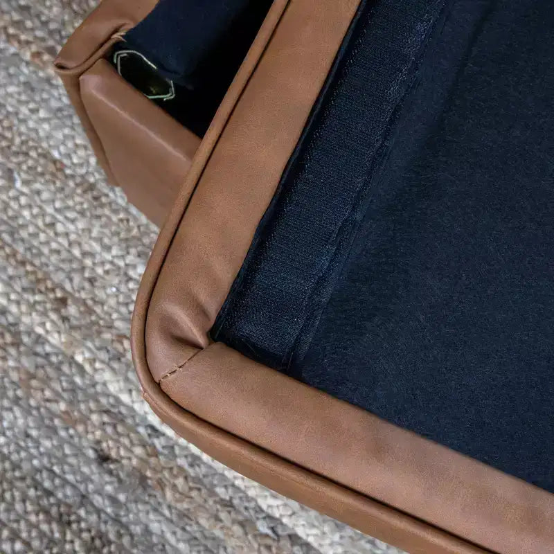 Banc de rangement marron