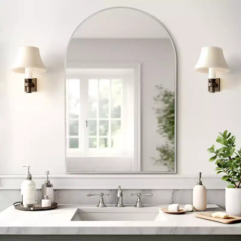 Miroir de courtoisie moderne en arc