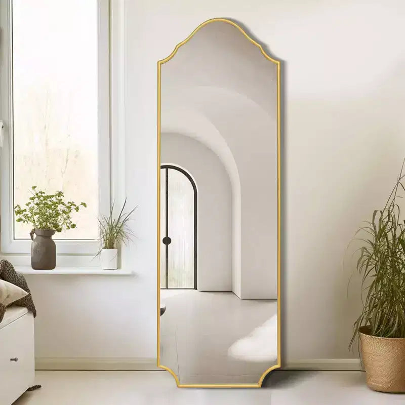 Miroir sur pied en métal avec arche